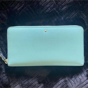 Kate Spade New York Cameron Street Lacey Blue Wallet L3102